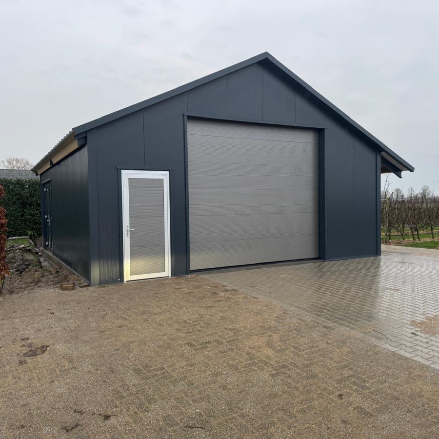 Moderne schuur in Rossum